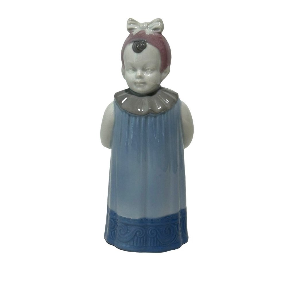 Gerold Porzellan‎ Figurine Little Girl In Nightgown Bavaria West Germany No Box